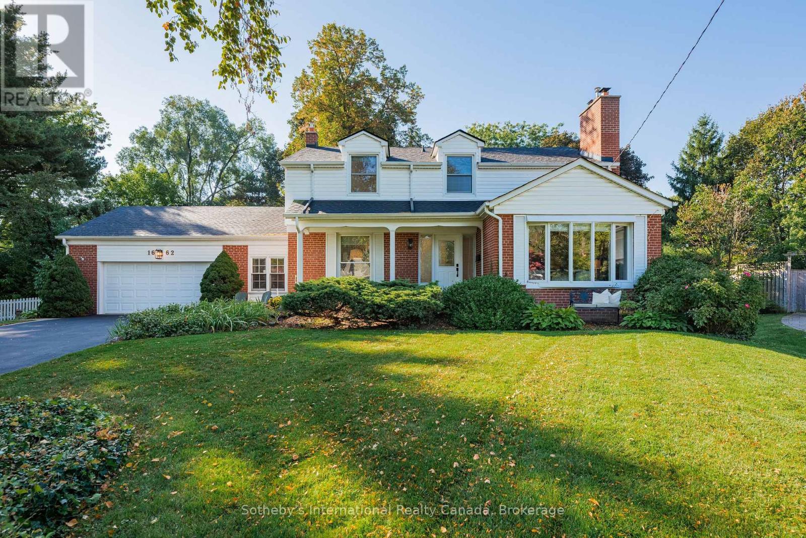 1662 BRAMSEY DRIVE, Mississauga, Ontario