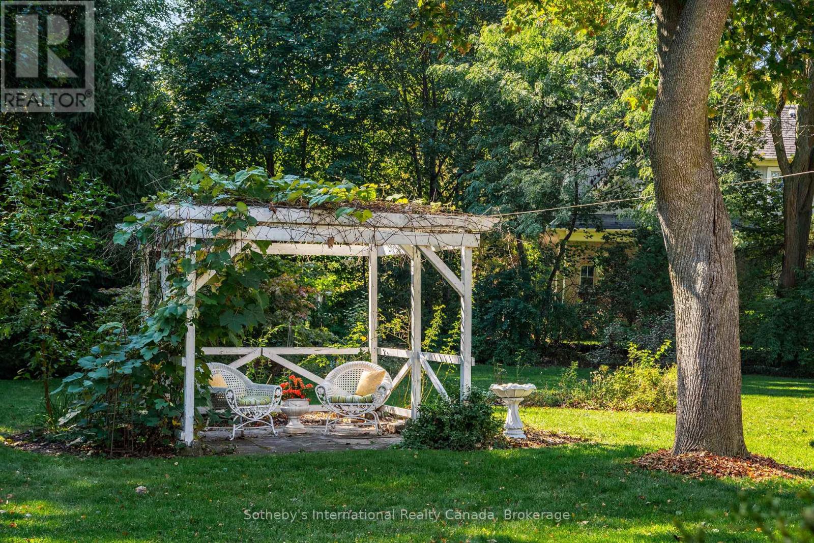 1662 Bramsey Drive, Mississauga, Ontario  L5J 2H6 - Photo 36 - W12557722