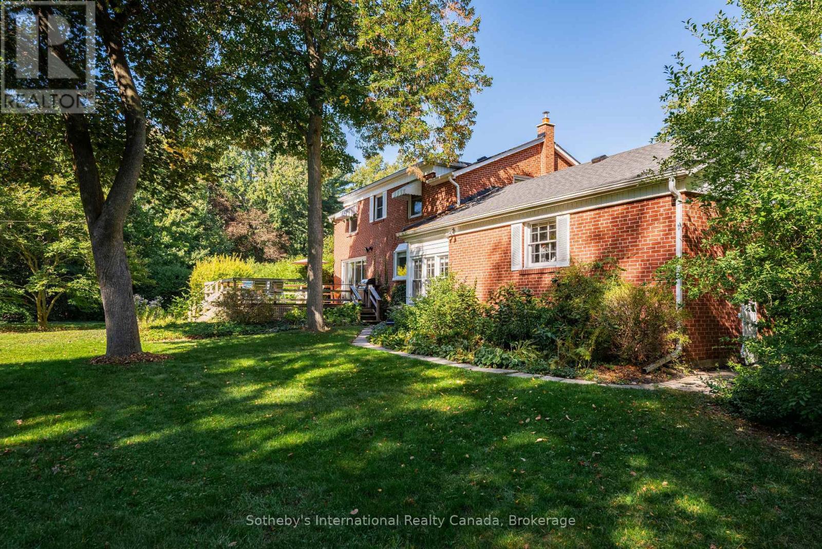 1662 Bramsey Drive, Mississauga, Ontario  L5J 2H6 - Photo 37 - W12557722