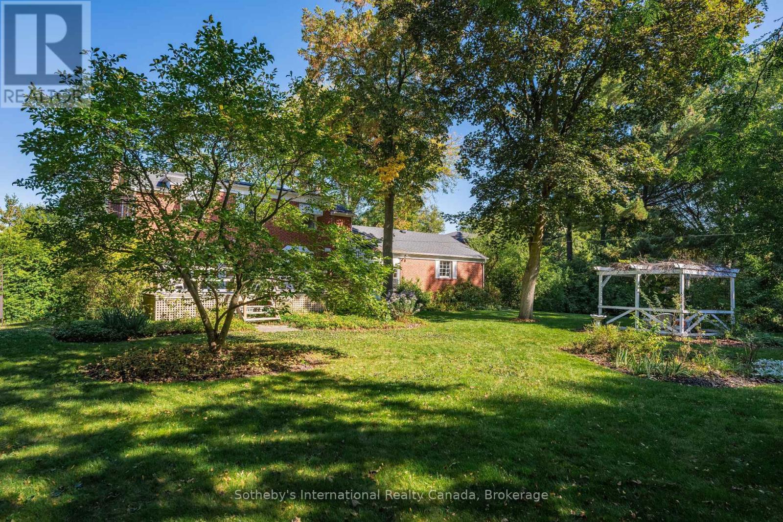 1662 Bramsey Drive, Mississauga, Ontario  L5J 2H6 - Photo 39 - W12557722