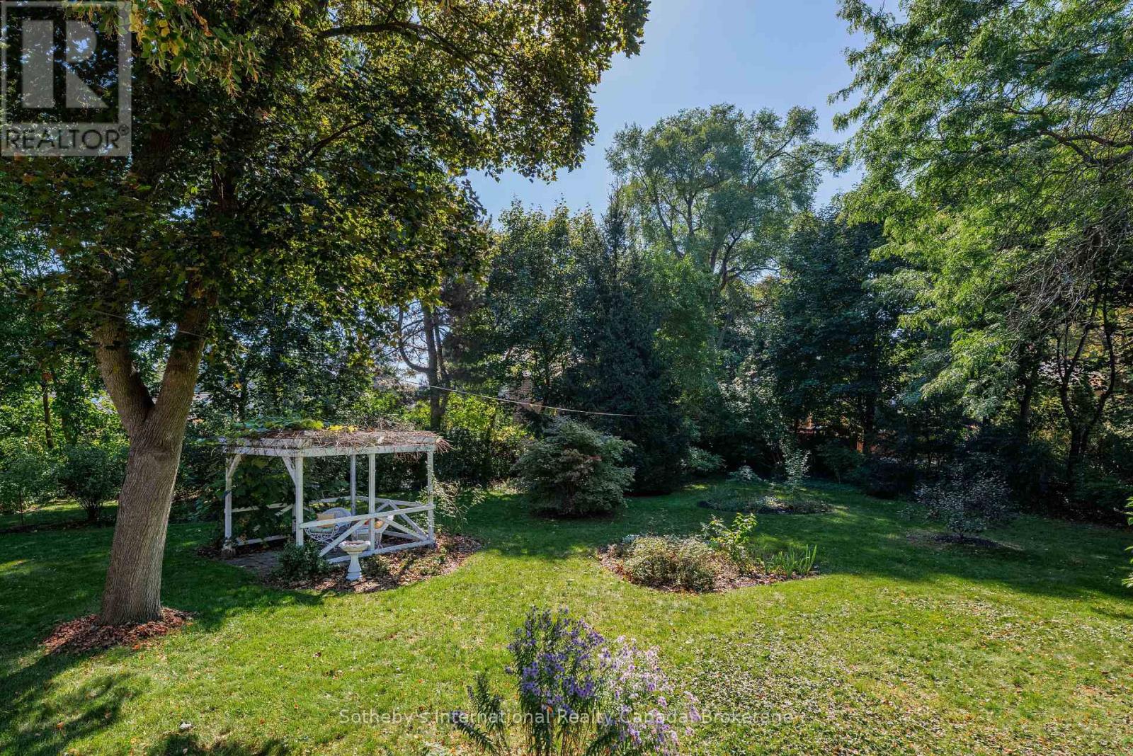 1662 Bramsey Drive, Mississauga, Ontario  L5J 2H6 - Photo 44 - W12557722