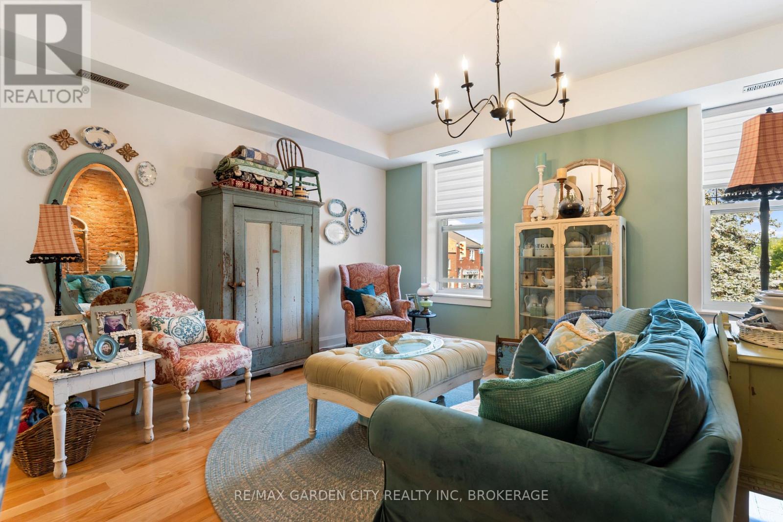 201 - 3710 Main Street, Niagara Falls, Ontario L2G 6B1 - Photo 11 - X12557688