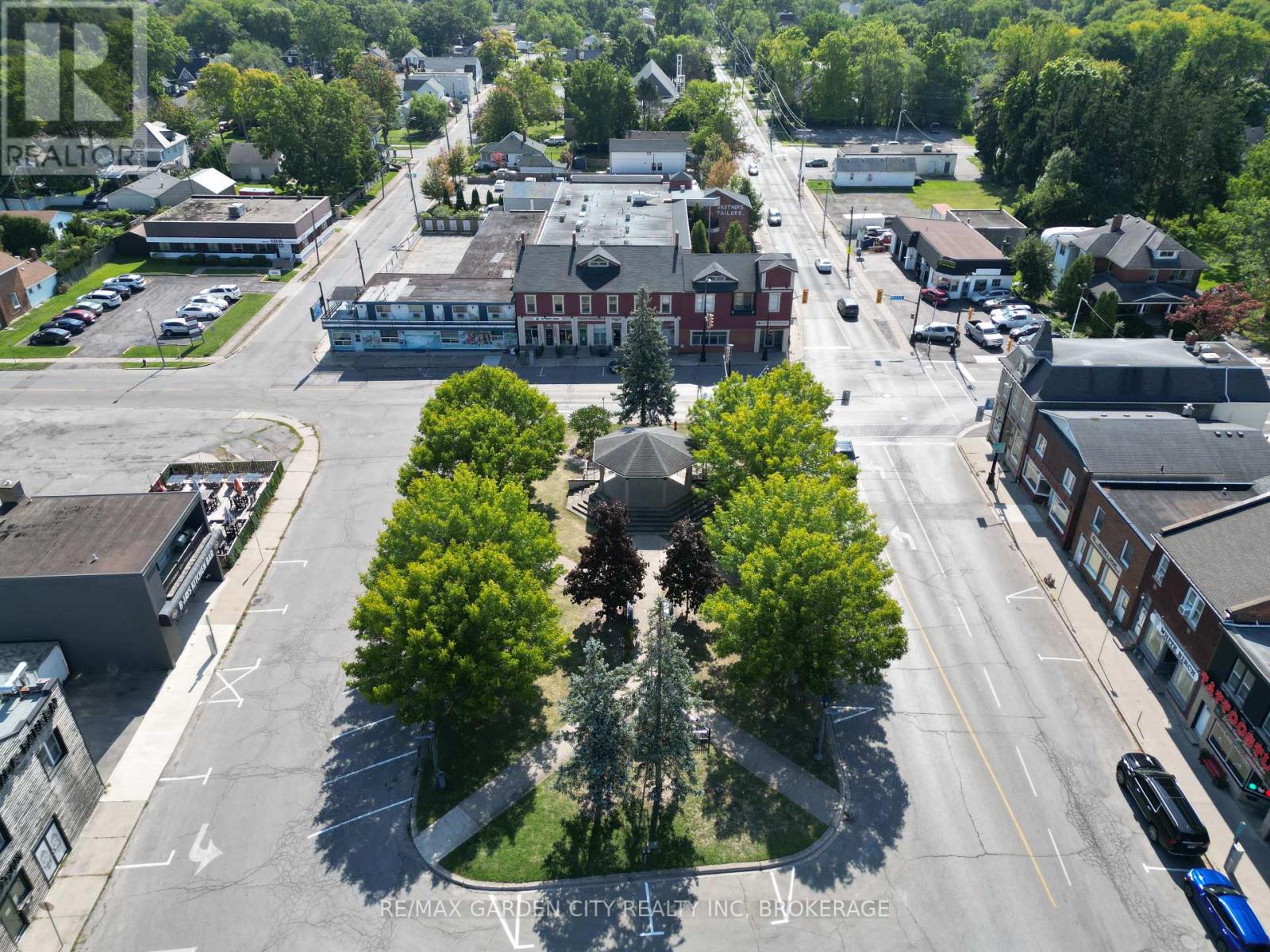 201 - 3710 Main Street, Niagara Falls, Ontario L2G 6B1 - Photo 41 - X12557688