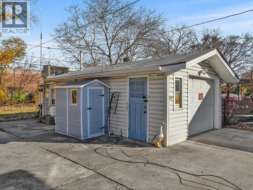 1946 Ford, Windsor, Ontario  N8T 2E5 - Photo 11 - 25029103