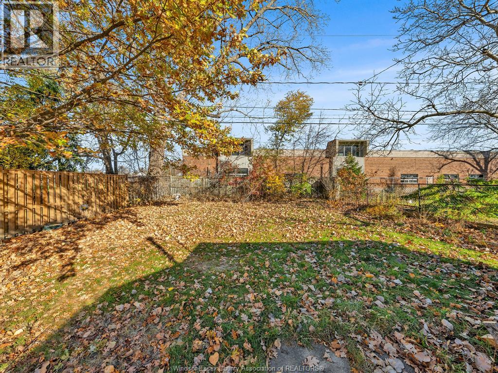 1946 Ford, Windsor, Ontario  N8T 2E5 - Photo 15 - 25029103