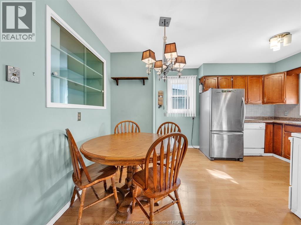 1946 Ford, Windsor, Ontario  N8T 2E5 - Photo 19 - 25029103