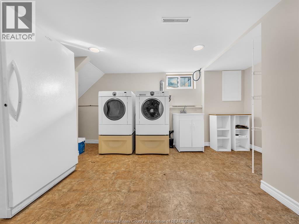 1946 Ford, Windsor, Ontario  N8T 2E5 - Photo 32 - 25029103