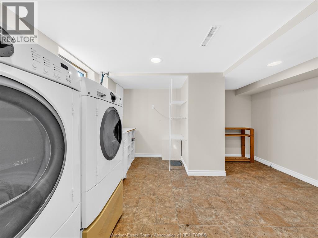 1946 Ford, Windsor, Ontario  N8T 2E5 - Photo 34 - 25029103