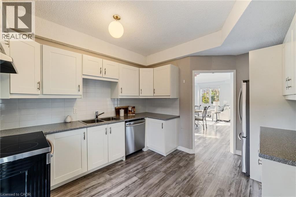 4199 Longmoor Drive Unit# 6, Burlington, Ontario  L7L 5J9 - Photo 11 - 40789211