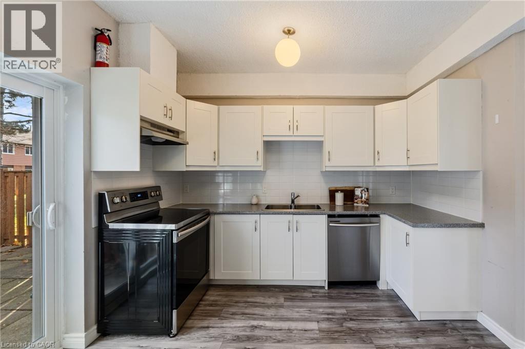 4199 Longmoor Drive Unit# 6, Burlington, Ontario  L7L 5J9 - Photo 13 - 40789211