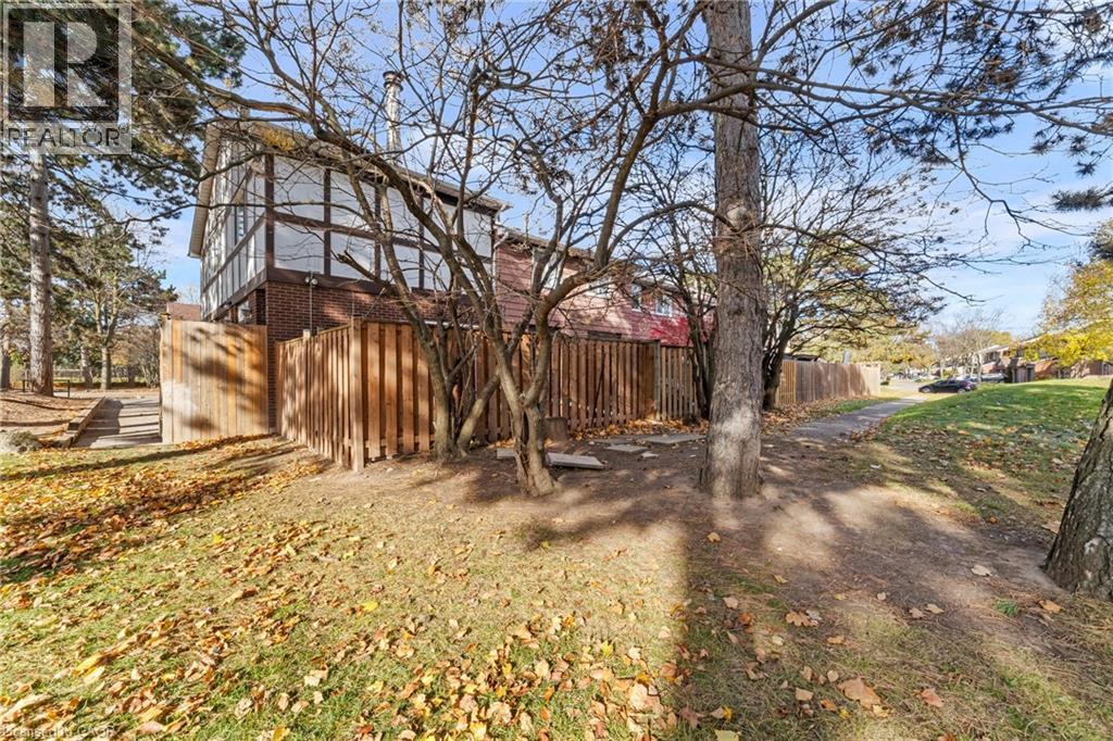 4199 Longmoor Drive Unit# 6, Burlington, Ontario  L7L 5J9 - Photo 26 - 40789211