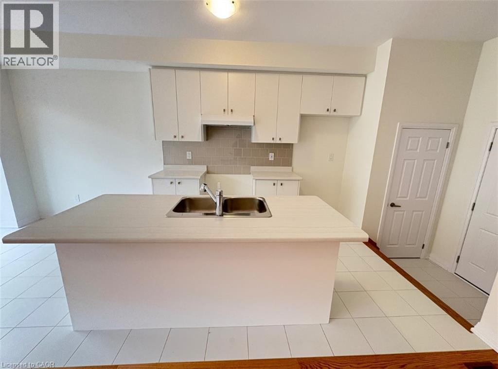 12 Riley Park Drive, Caledonia, Ontario  N3W 1H8 - Photo 2 - 40789144