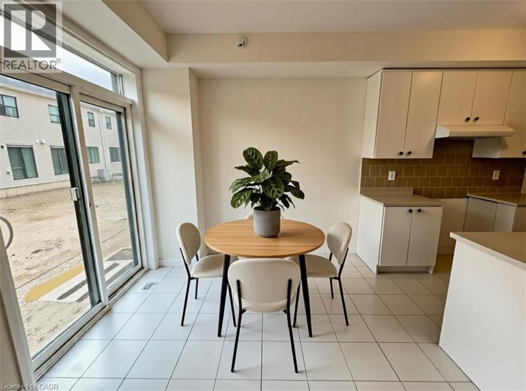 12 Riley Park Drive, Caledonia, Ontario  N3W 1H8 - Photo 3 - 40789144