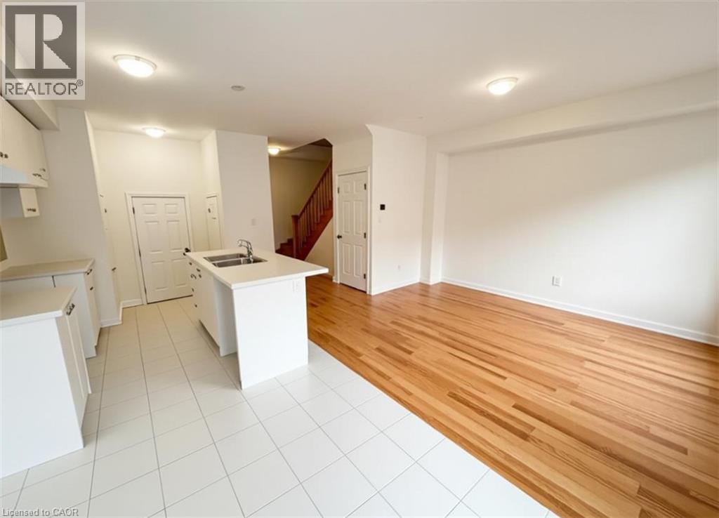 12 Riley Park Drive, Caledonia, Ontario  N3W 1H8 - Photo 6 - 40789144