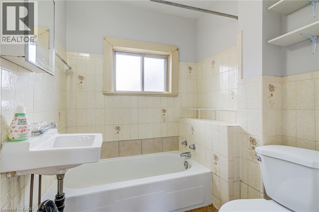 53 Sherman Avenue N, Hamilton, Ontario  L8L 6M1 - Photo 22 - 40789003