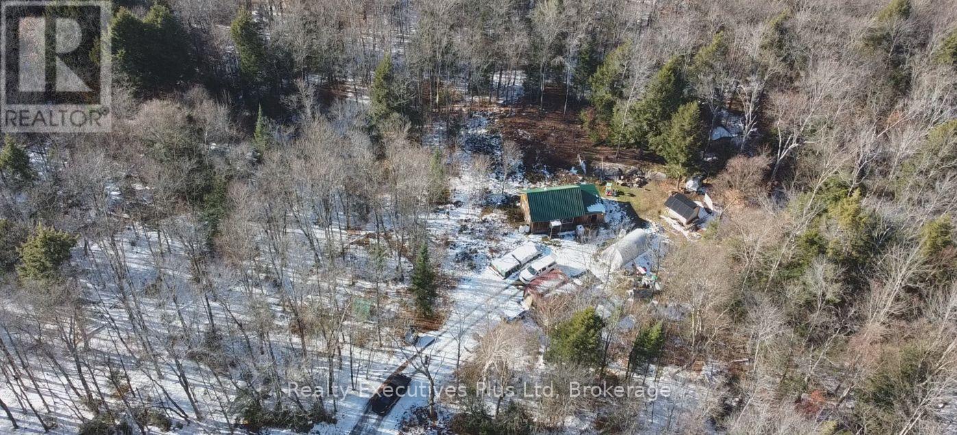 1898 Axe Lake Road, Mcmurrich/monteith, Ontario  P0A 1Y0 - Photo 2 - X12557680