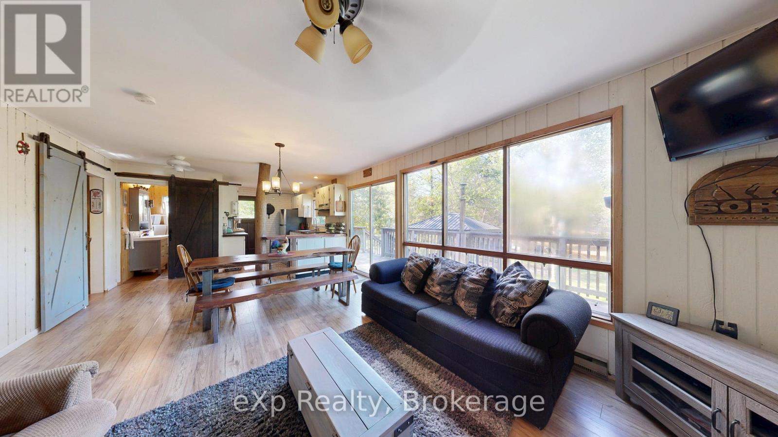 508 Skerryvore Community Road, The Archipelago, Ontario  P0G 1G0 - Photo 4 - X12557708