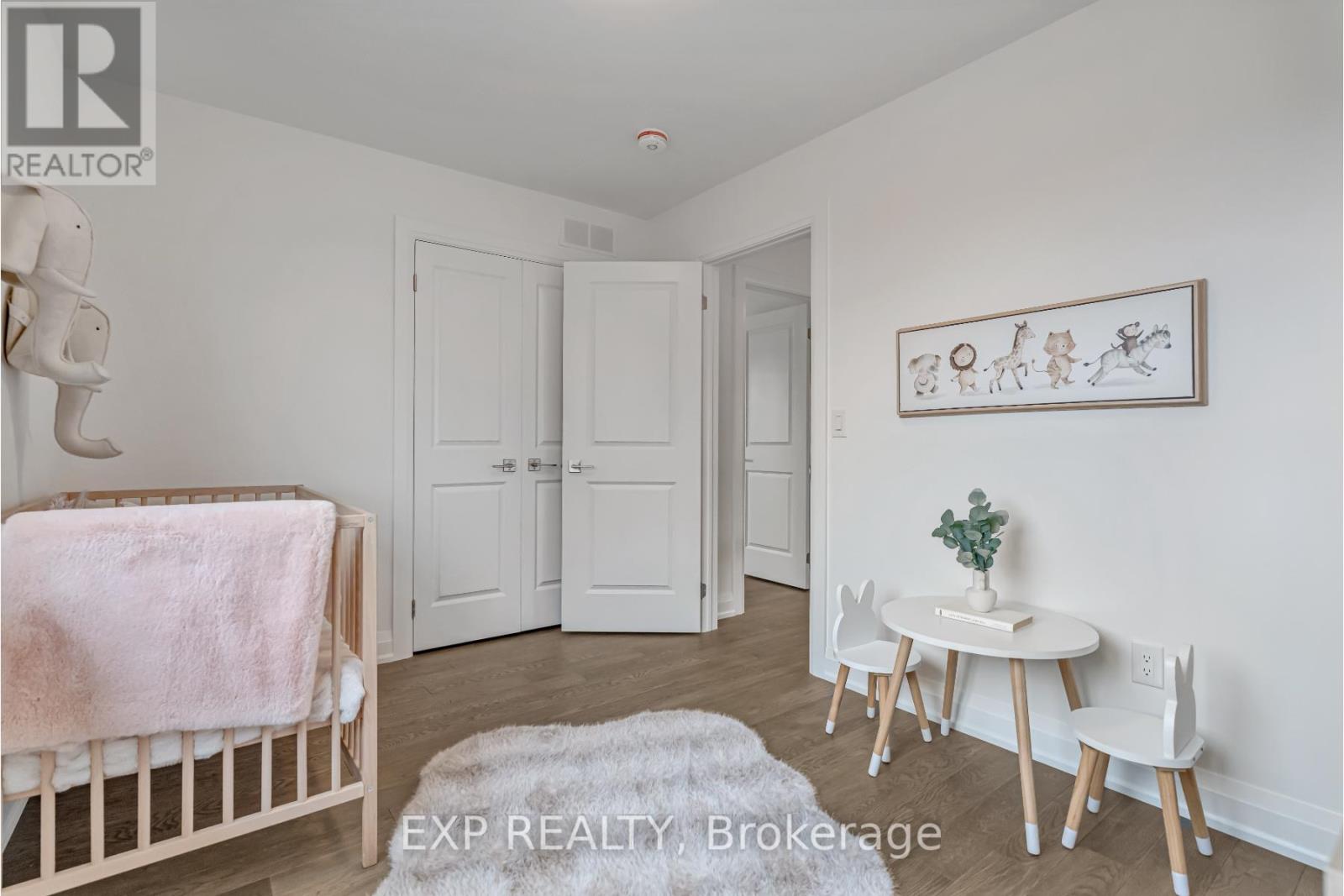 3394 Carter Common, Burlington, Ontario  L7M 3R9 - Photo 22 - W12432855