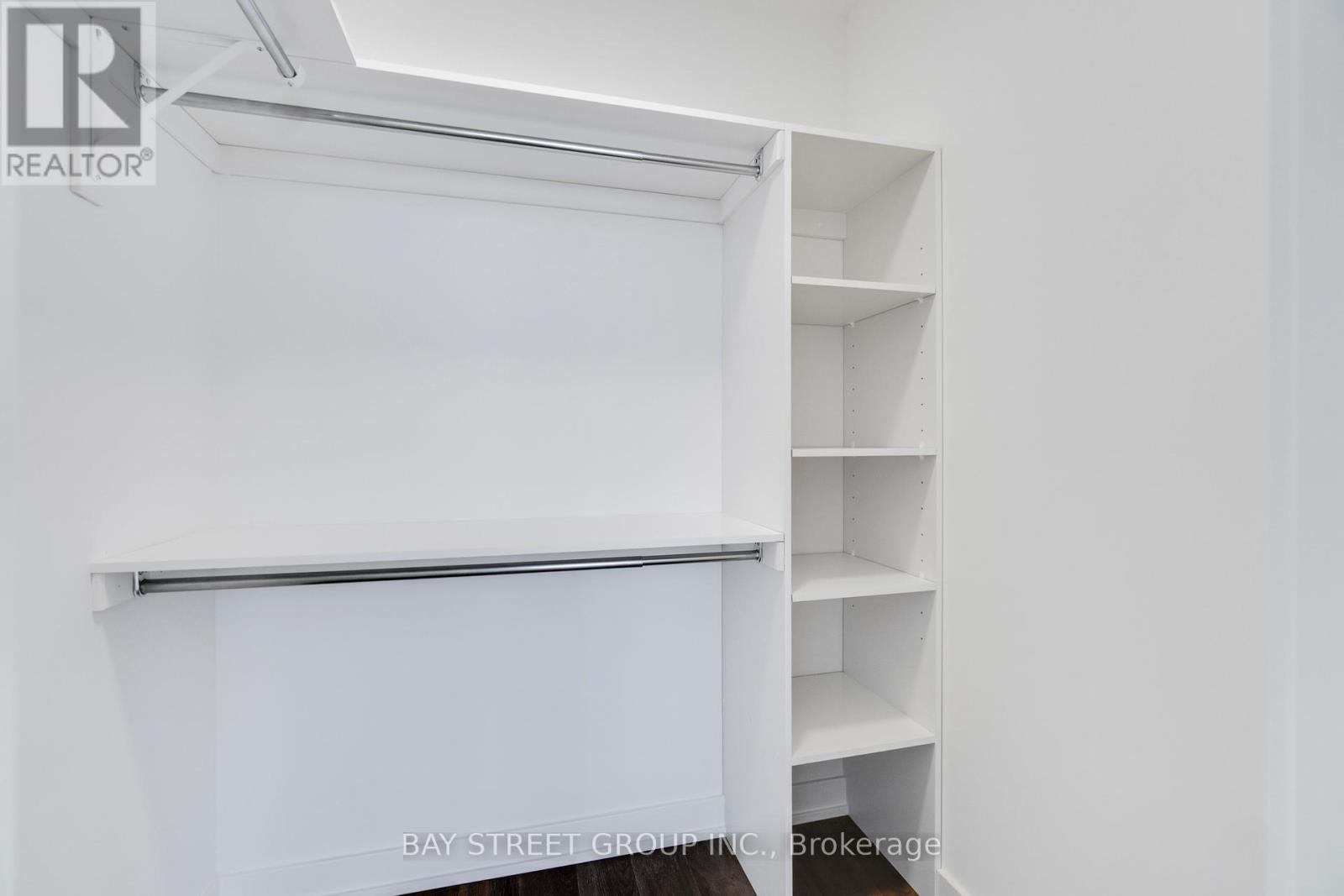 1307 - 3071 Trafalgar Road, Oakville, Ontario  L6H 8C6 - Photo 23 - W12556012