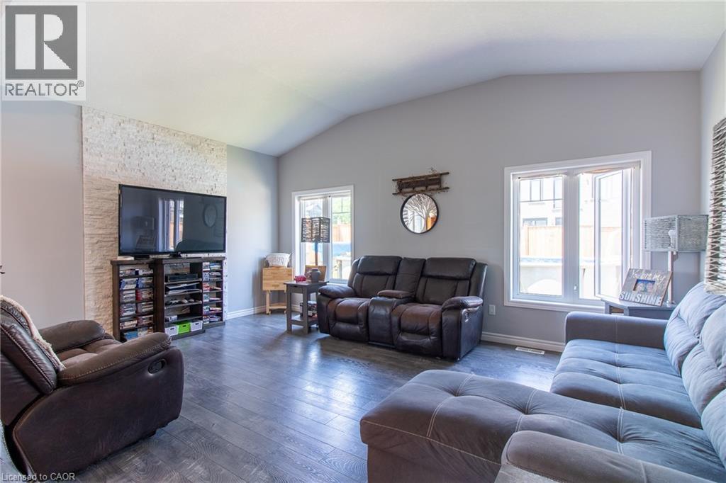 39 Basswood Road, Simcoe, Ontario  N3Y 0E1 - Photo 16 - 40789198