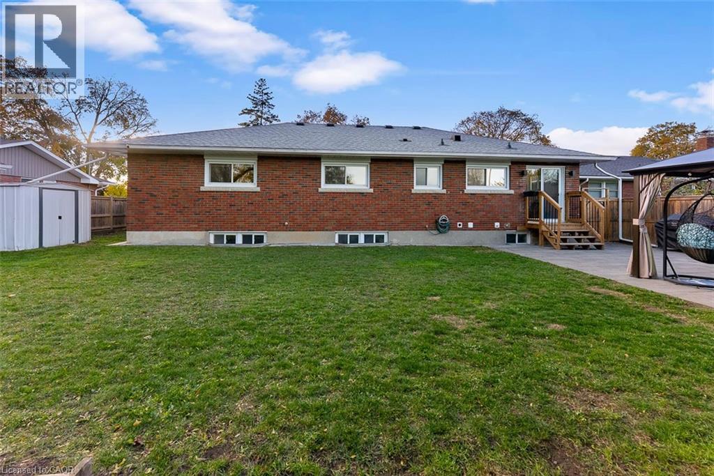 7 Harcove Street, St. Catharines, Ontario  L2N 1W7 - Photo 39 - 40789057