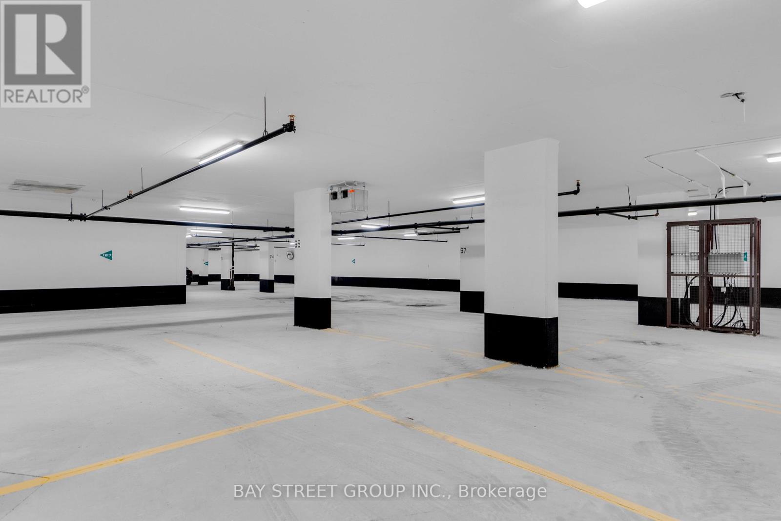 1307 - 3071 Trafalgar Road, Oakville, Ontario  L6H 8C6 - Photo 31 - W12556012