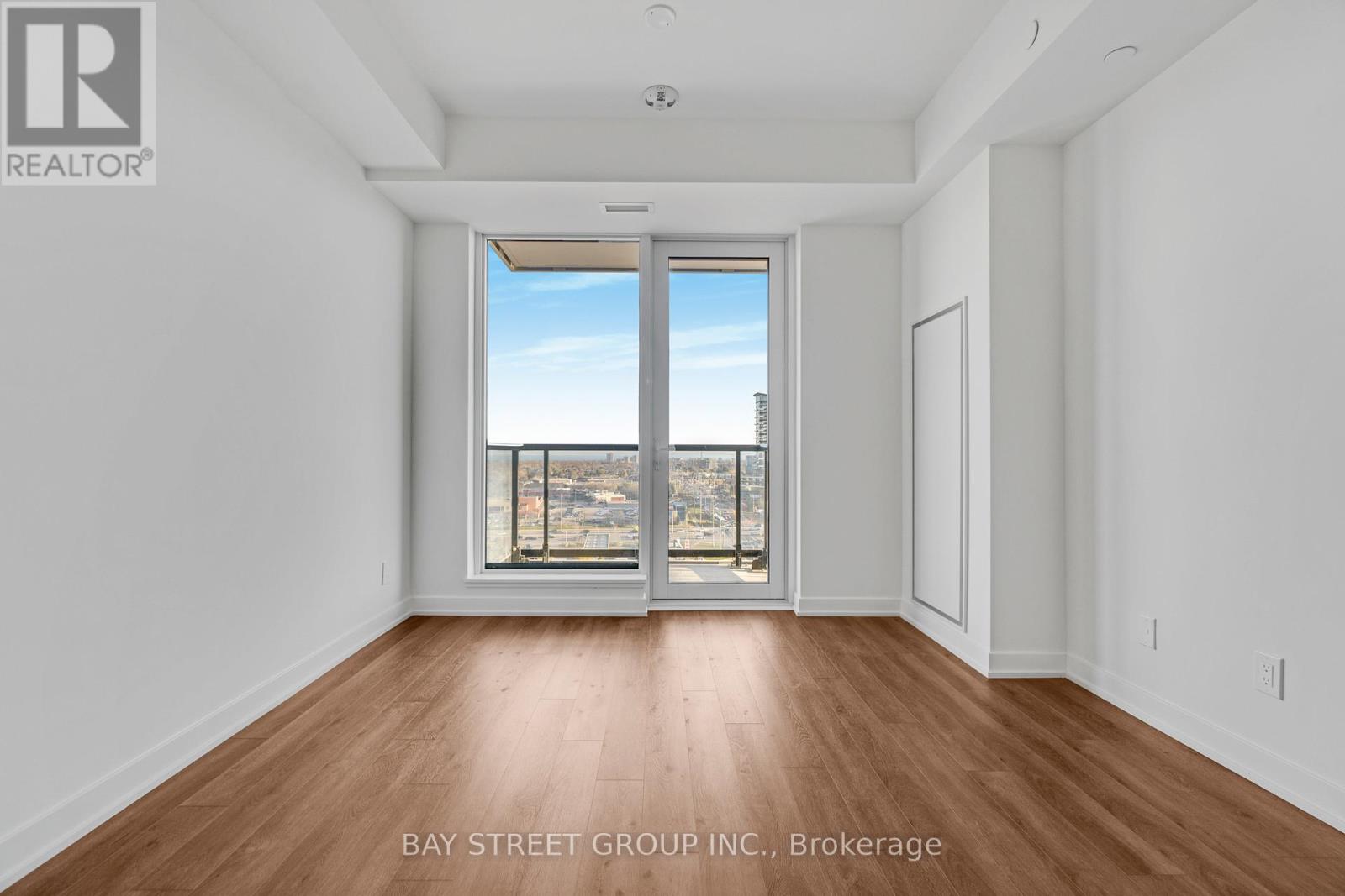 1307 - 3071 Trafalgar Road, Oakville, Ontario  L6H 8C6 - Photo 19 - W12556012