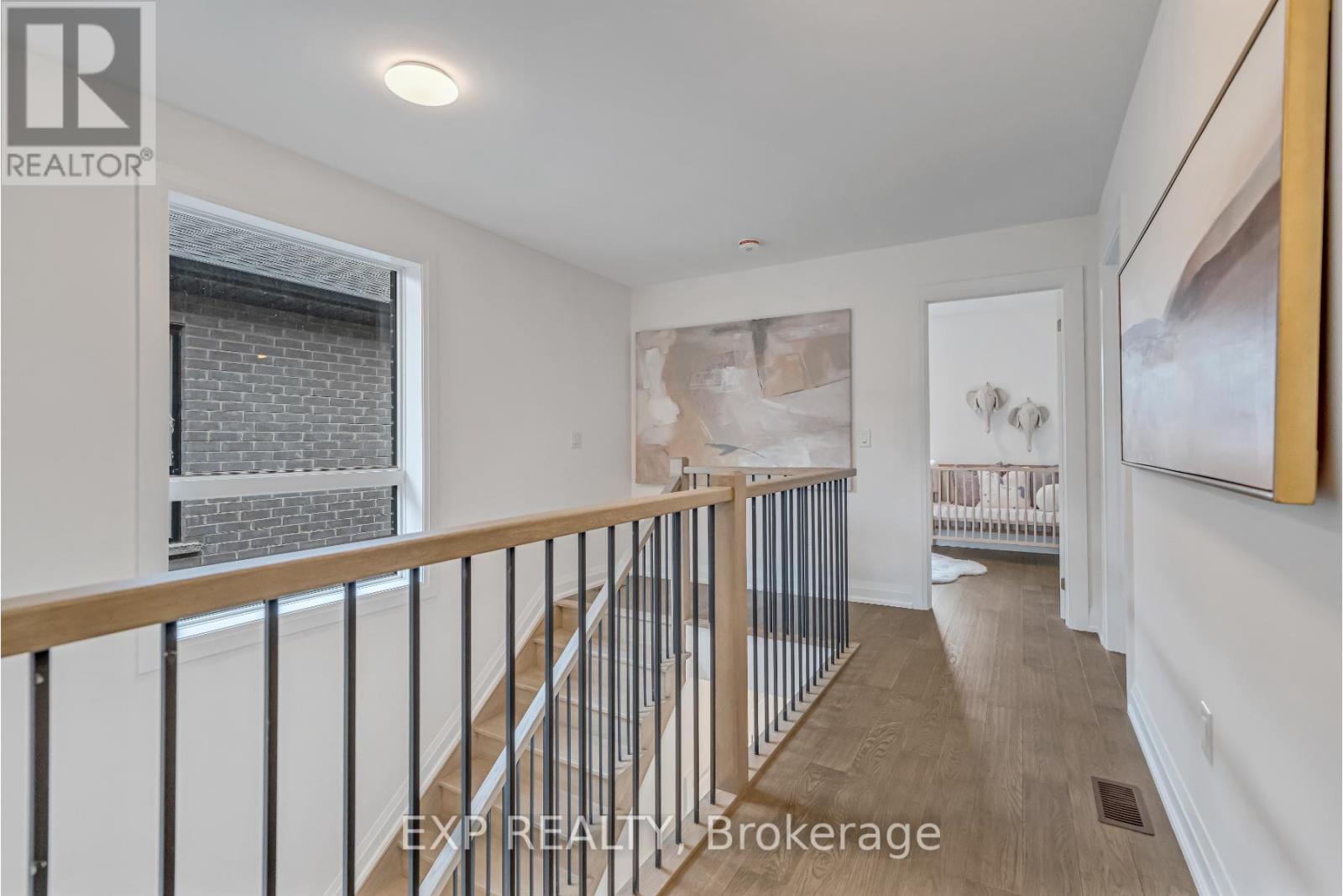 3394 Carter Common, Burlington, Ontario  L7M 3R9 - Photo 18 - W12432855