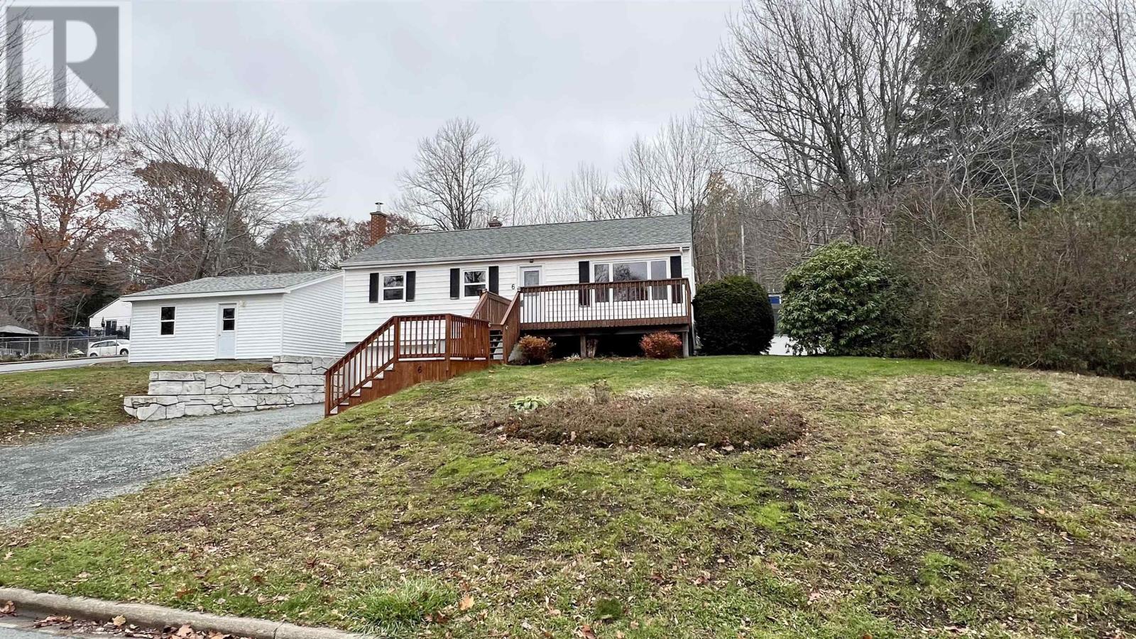 Property at 6 Pembrooke Street image 2