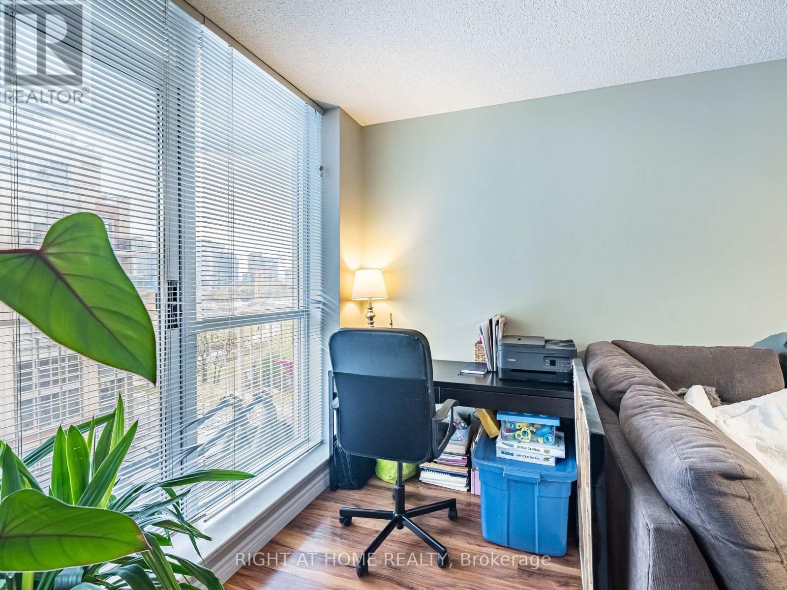 602 - 18 Stafford Street, Toronto, Ontario  M5V 3W4 - Photo 18 - C12557682