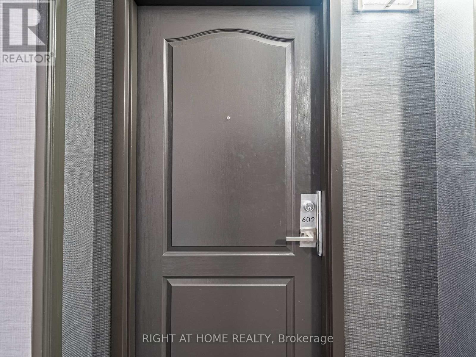 602 - 18 Stafford Street, Toronto, Ontario  M5V 3W4 - Photo 6 - C12557682