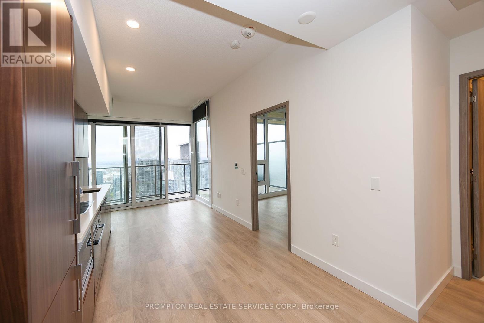 5115 - 3 Concord Cityplace Way, Toronto, Ontario  M5V 0X4 - Photo 16 - C12557738