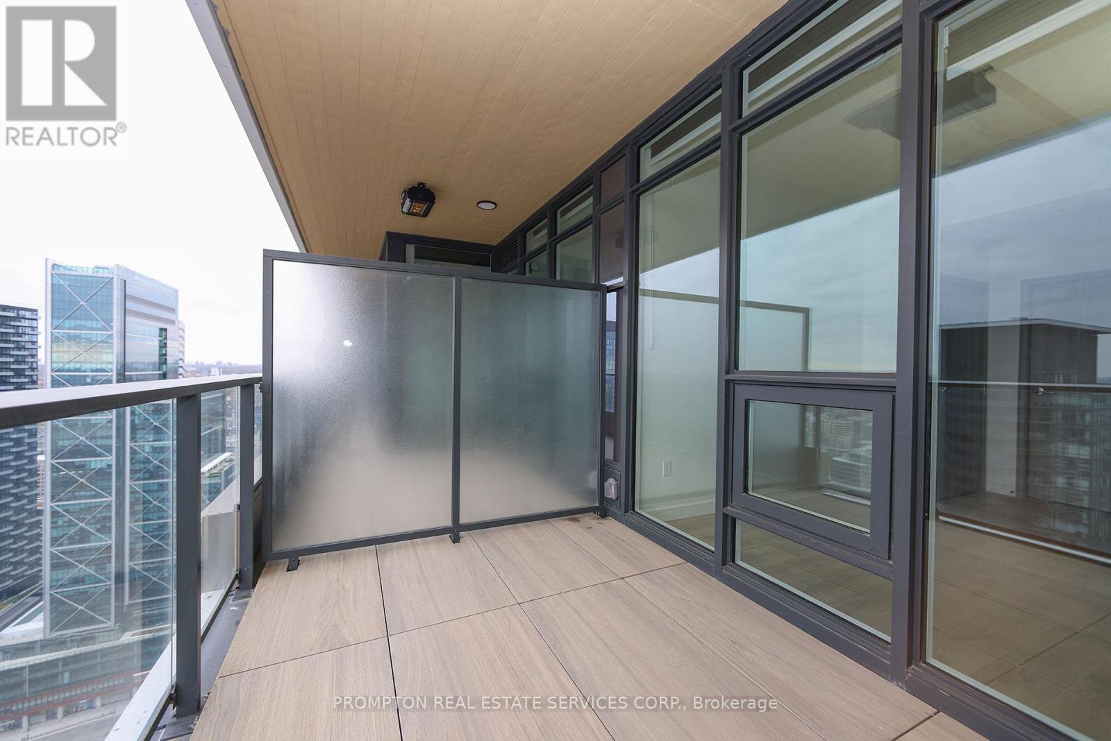 5115 - 3 Concord Cityplace Way, Toronto, Ontario  M5V 0X4 - Photo 49 - C12557738