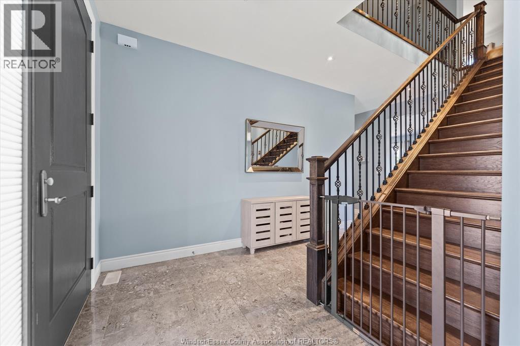 1380 Pascal, Lakeshore, Ontario  N0R 1A0 - Photo 6 - 25029118