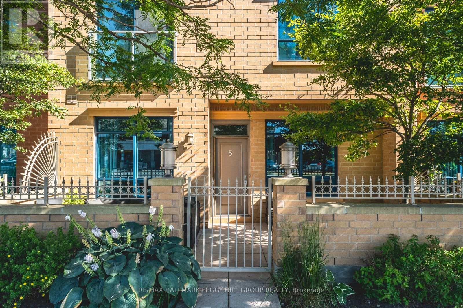 6 VICTORIA STREET, Barrie, Ontario