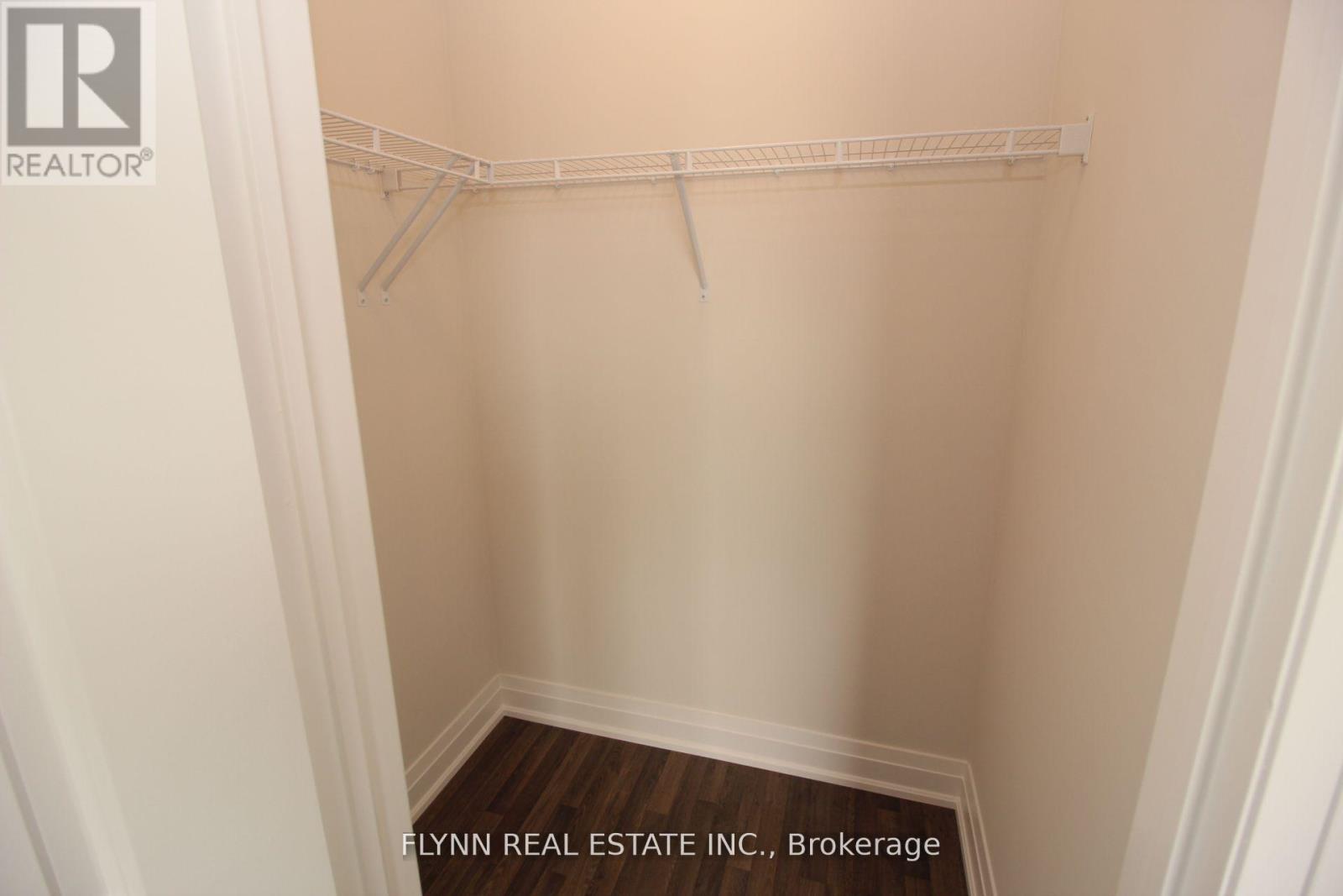 2 - 33 Creekbank Road, Toronto, Ontario  M6L 0A4 - Photo 14 - W12556562