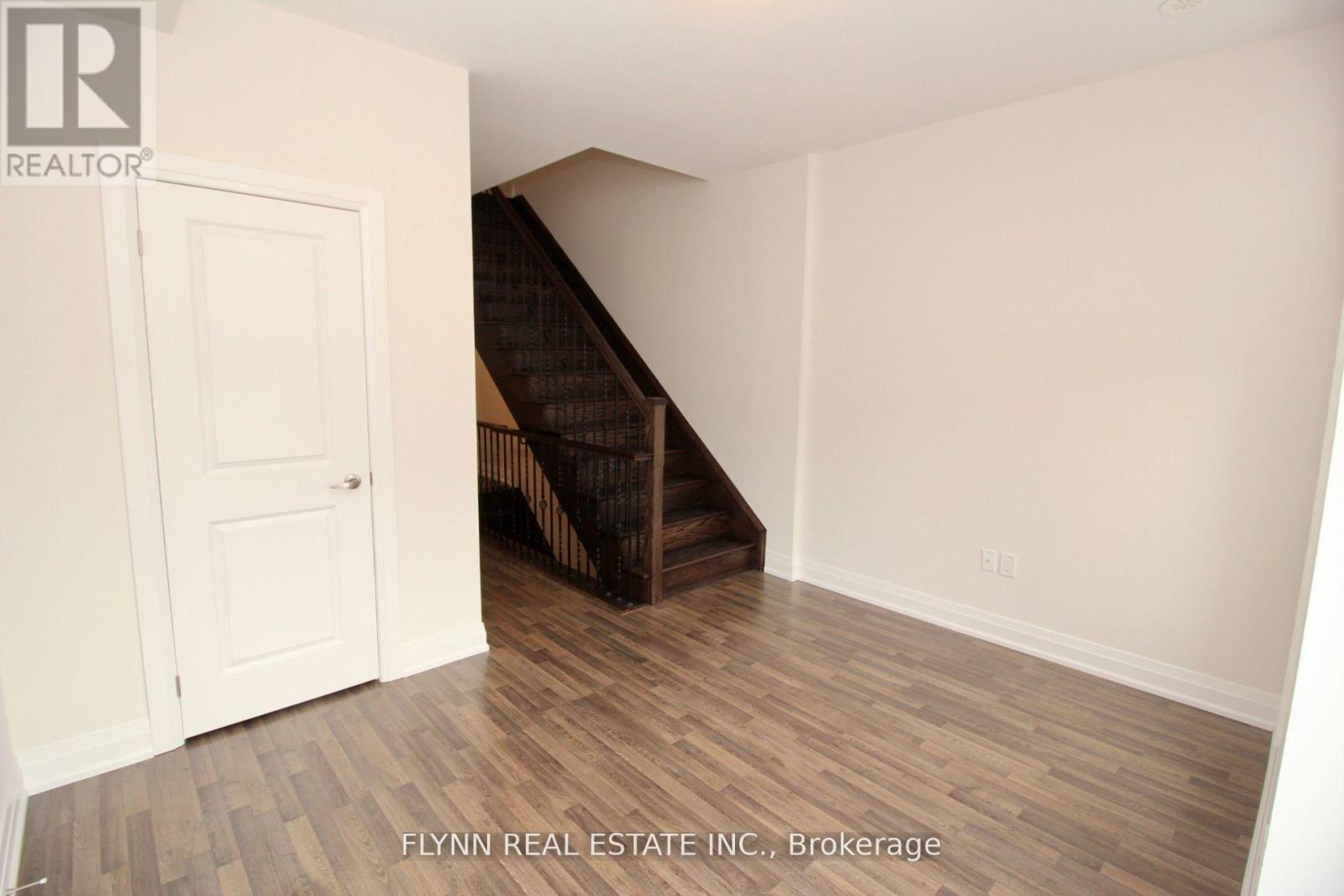 2 - 33 Creekbank Road, Toronto, Ontario  M6L 0A4 - Photo 10 - W12556562