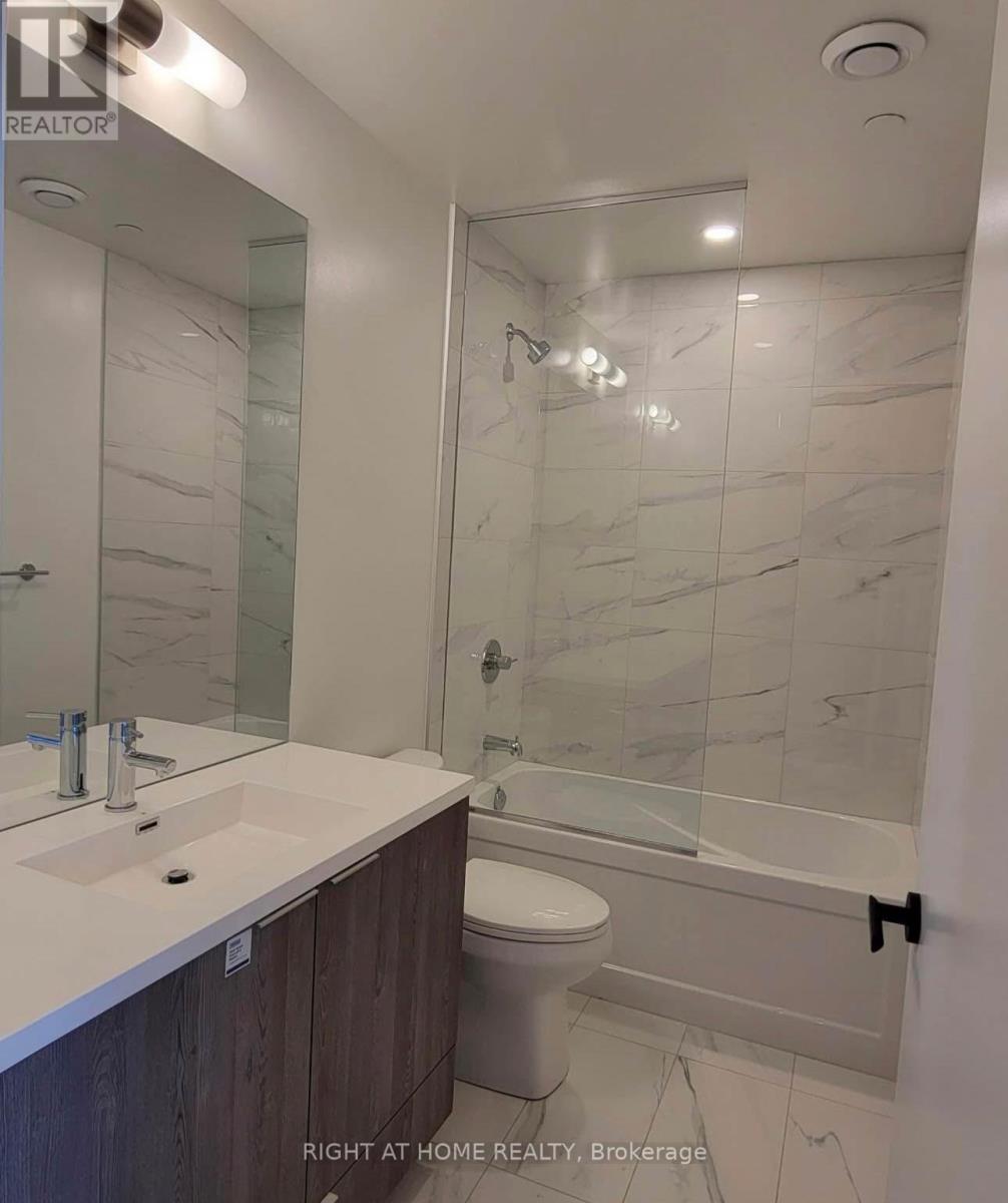 1110 - 28 Interchange Way, Vaughan, Ontario  L4K 0P8 - Photo 7 - N12557686