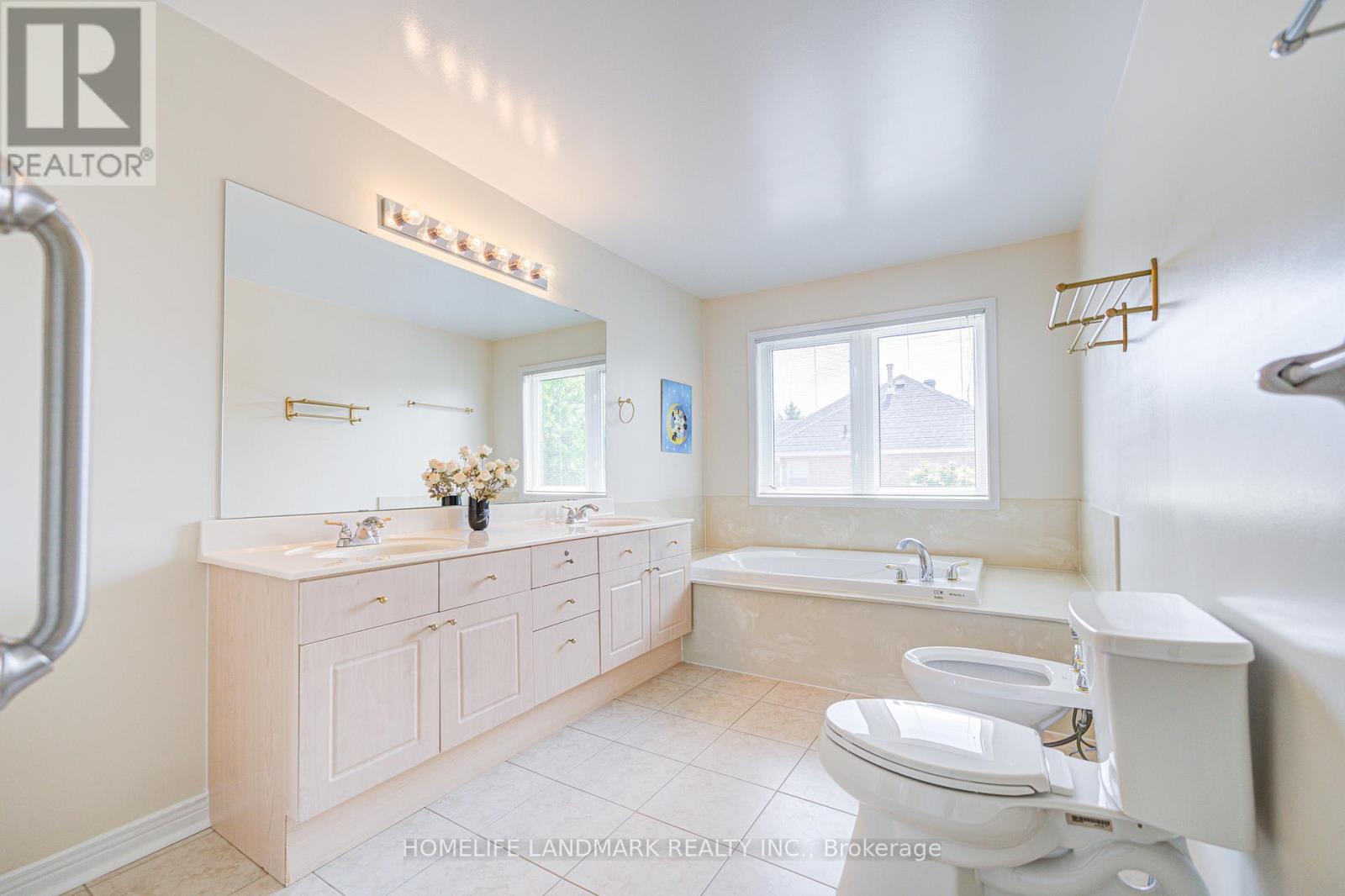 3 Burndenford Crescent, Markham, Ontario  L3P 7S1 - Photo 35 - N12557692