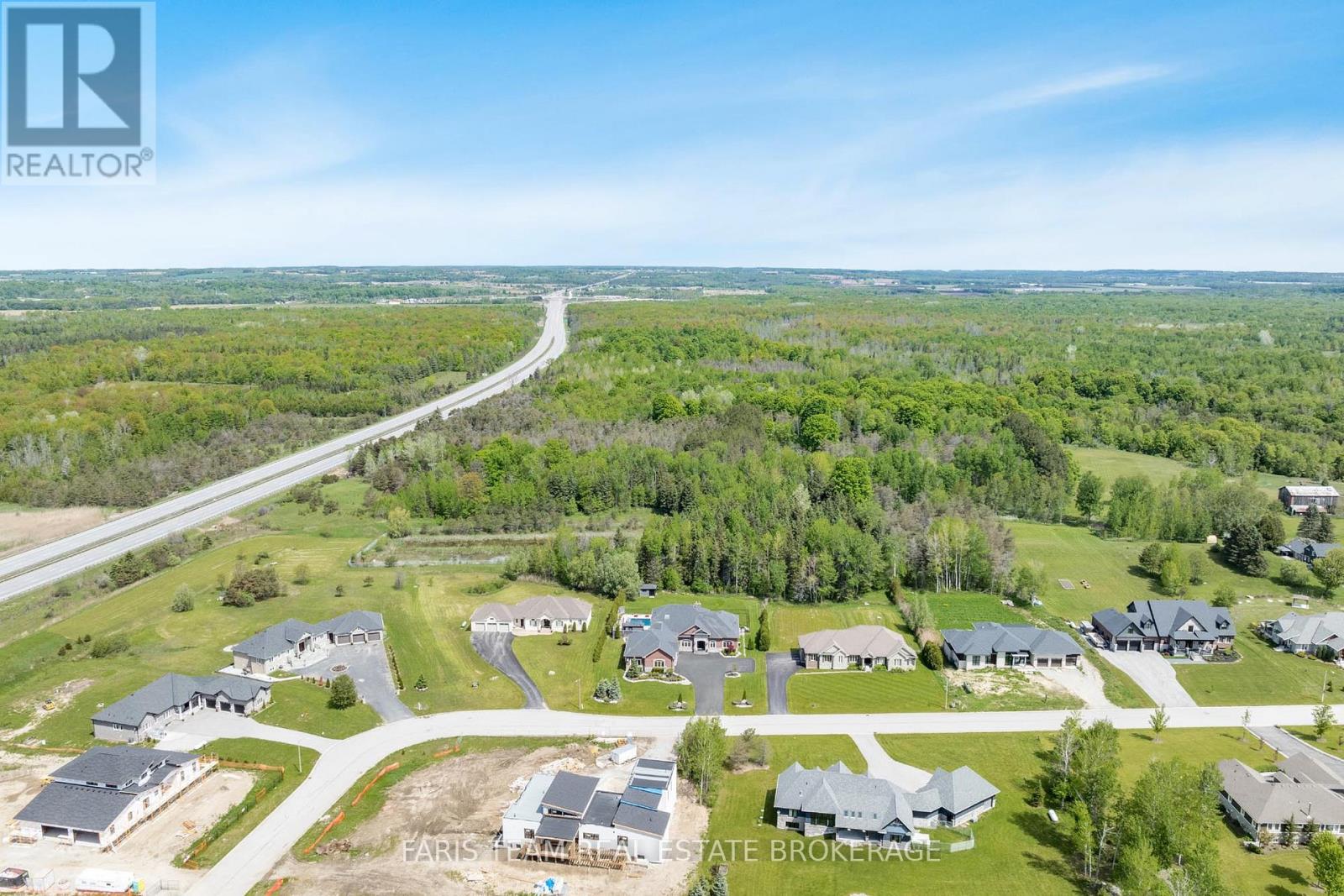 158 Dale Crescent, Bradford West Gwillimbury, Ontario  L0L 1L0 - Photo 39 - N12557698