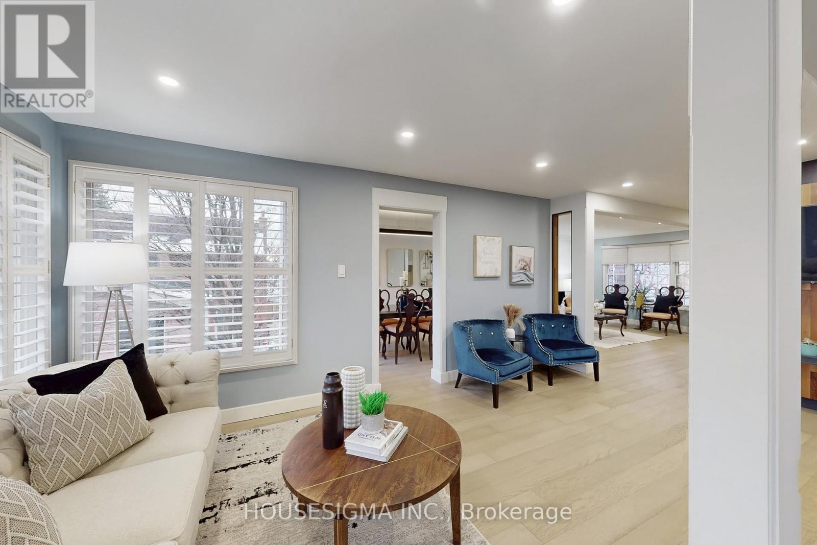 4 Mendys Forest, Aurora, Ontario  L4G 5A3 - Photo 4 - N12557704