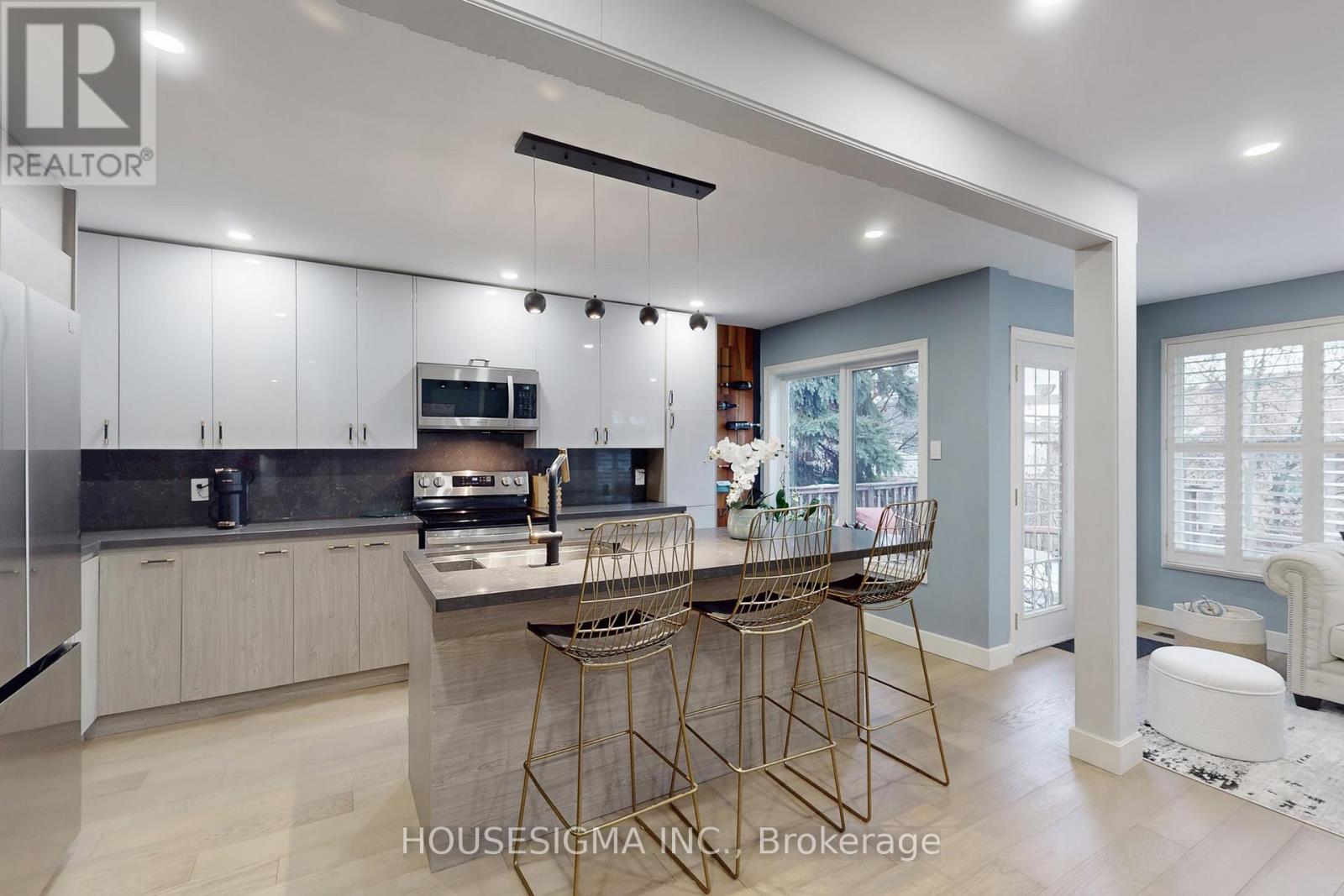 4 Mendys Forest, Aurora, Ontario  L4G 5A3 - Photo 7 - N12557704