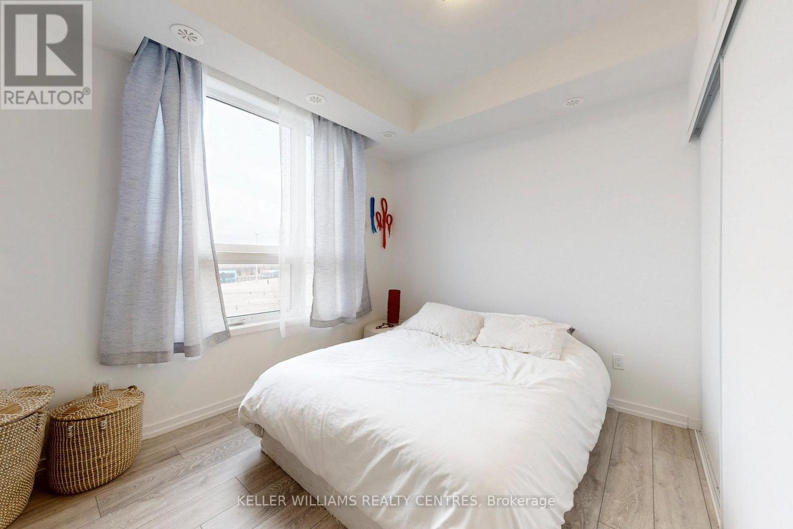 17 - 18 Lytham Green Circle, Newmarket, Ontario  L3Y 0H4 - Photo 15 - N12557736