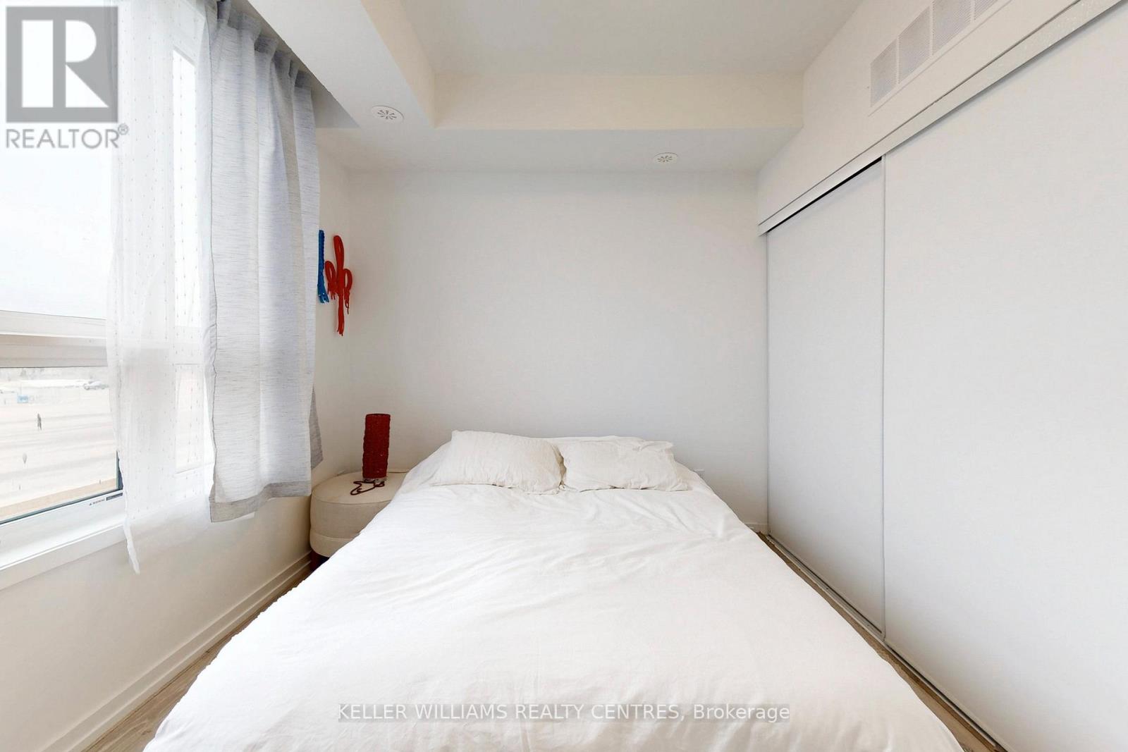 17 - 18 Lytham Green Circle, Newmarket, Ontario  L3Y 0H4 - Photo 17 - N12557736