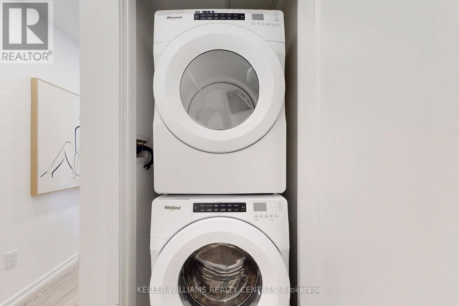 17 - 18 Lytham Green Circle, Newmarket, Ontario  L3Y 0H4 - Photo 19 - N12557736