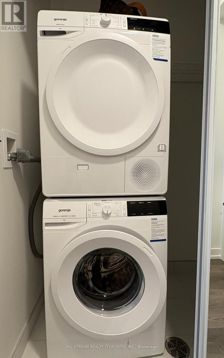 3110 - 8 Interchange Way, Vaughan, Ontario  L4K 0R2 - Photo 10 - N12557746