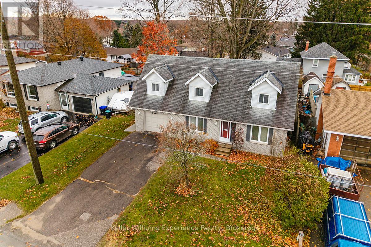 4 Dunlop Street, Penetanguishene, Ontario  L9M 1J2 - Photo 17 - S12557780