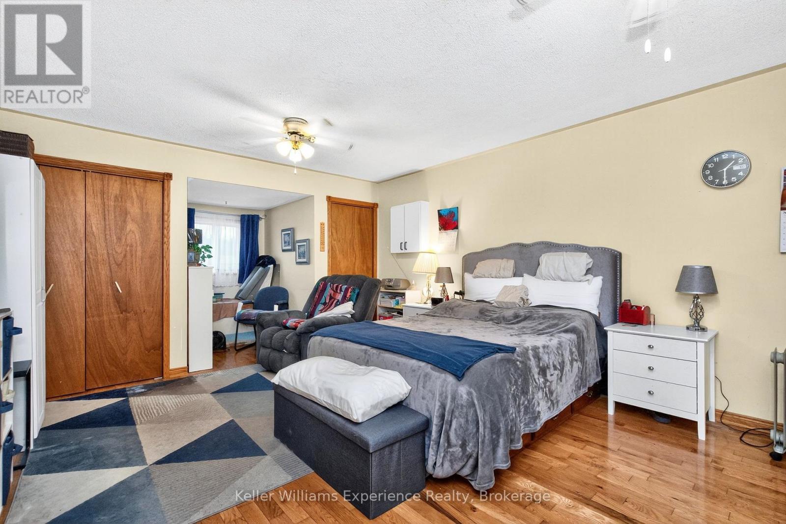 4 Dunlop Street, Penetanguishene, Ontario  L9M 1J2 - Photo 8 - S12557780