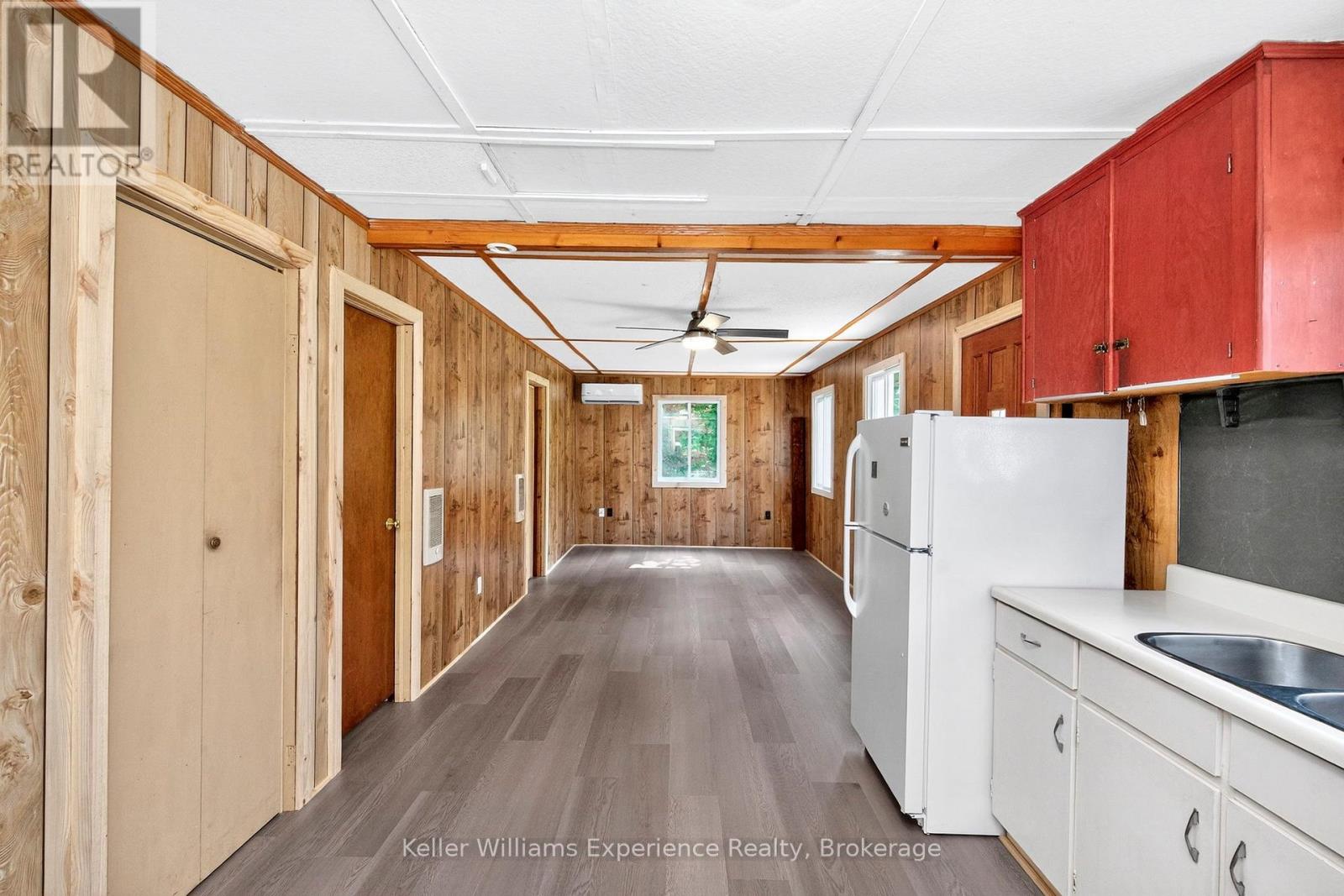 180&184 Silver Birch Crescent, Tay, Ontario  L0K 1R0 - Photo 11 - S12557838