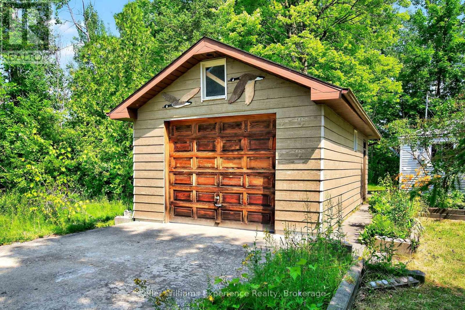 180&184 Silver Birch Crescent, Tay, Ontario  L0K 1R0 - Photo 22 - S12557838